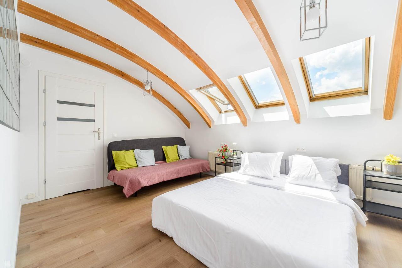 Apartment Lumina Lux With A Balcony Near Palace Of Culture And Science *