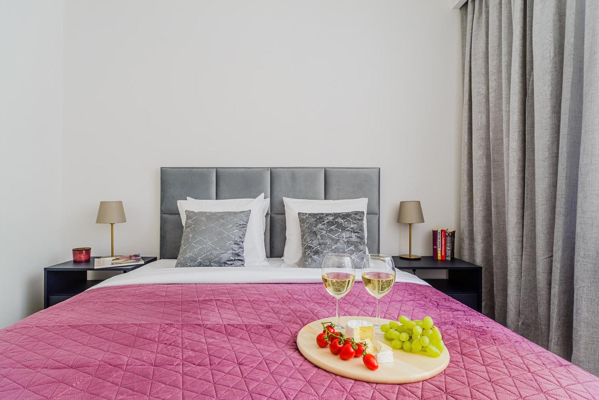 Lumina Lux With A Balcony Near Palace Of Culture And Science Apartment *