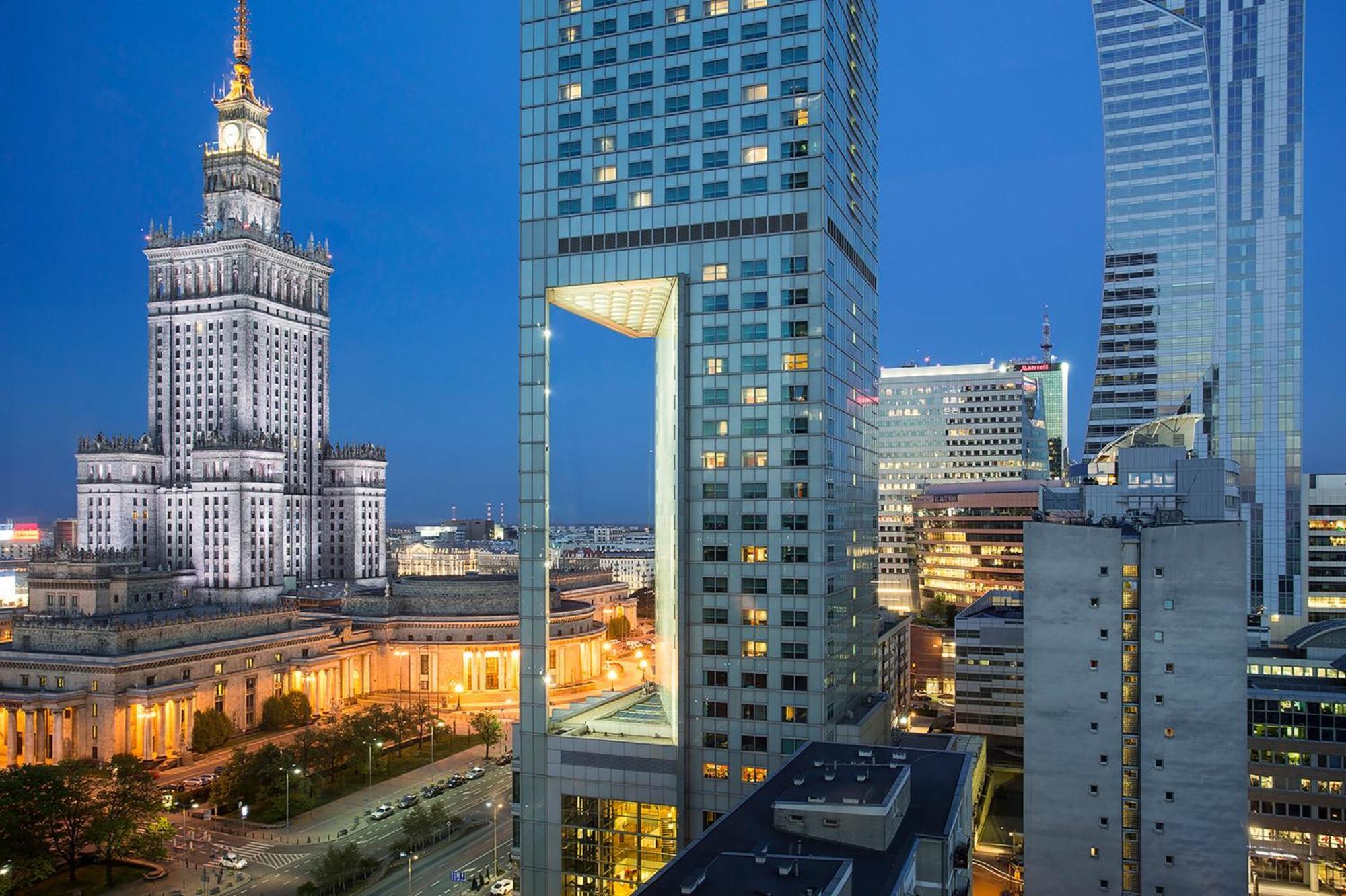 Lumina Lux With A Balcony Near Palace Of Culture And Science Apartment